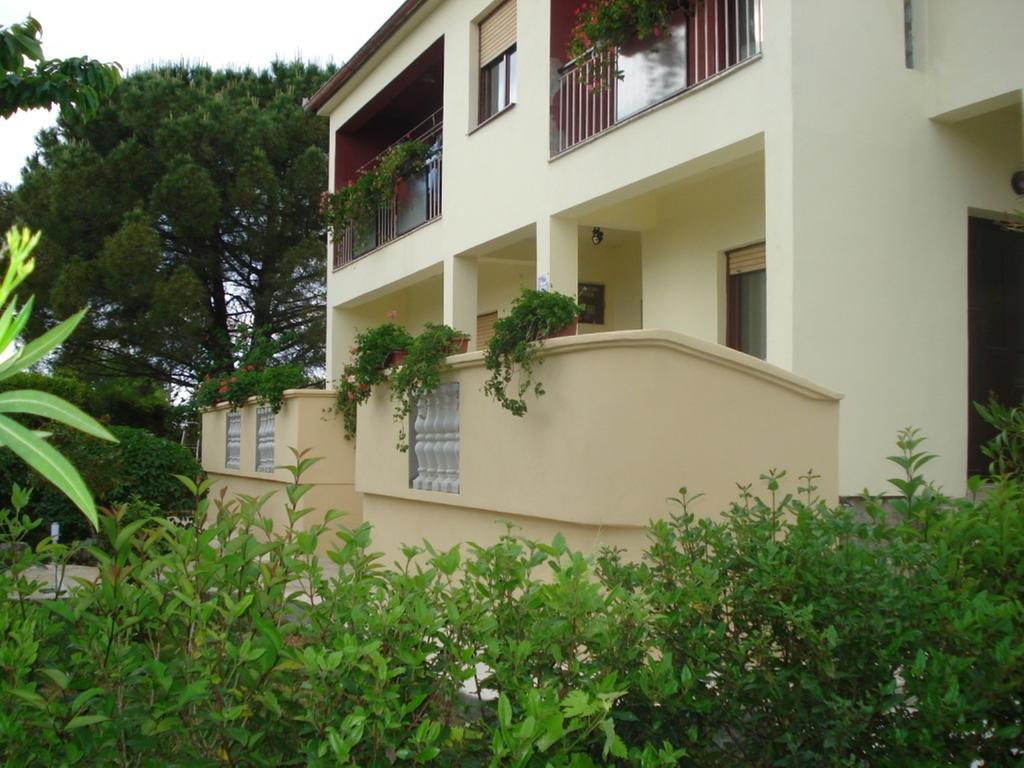 Apartments Xenia Petrcane Kamer foto